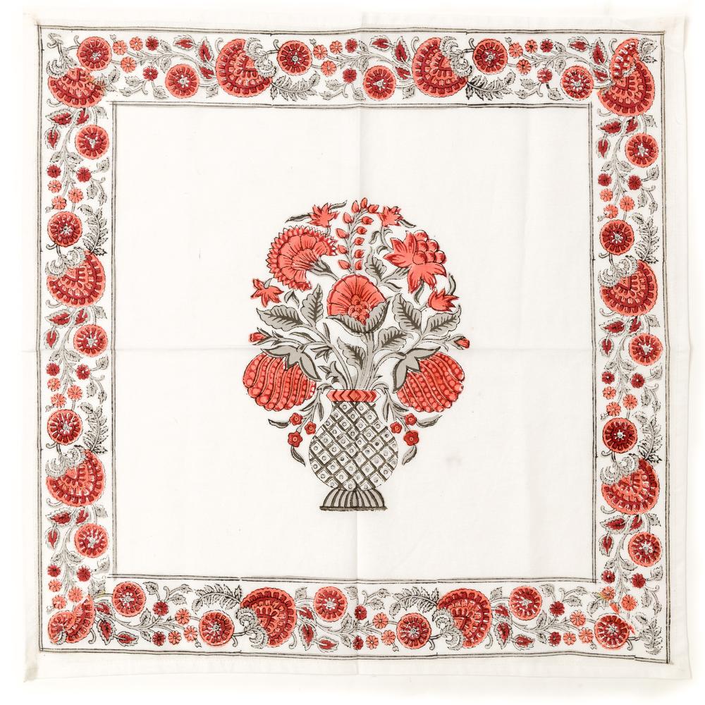 Kaia Linens